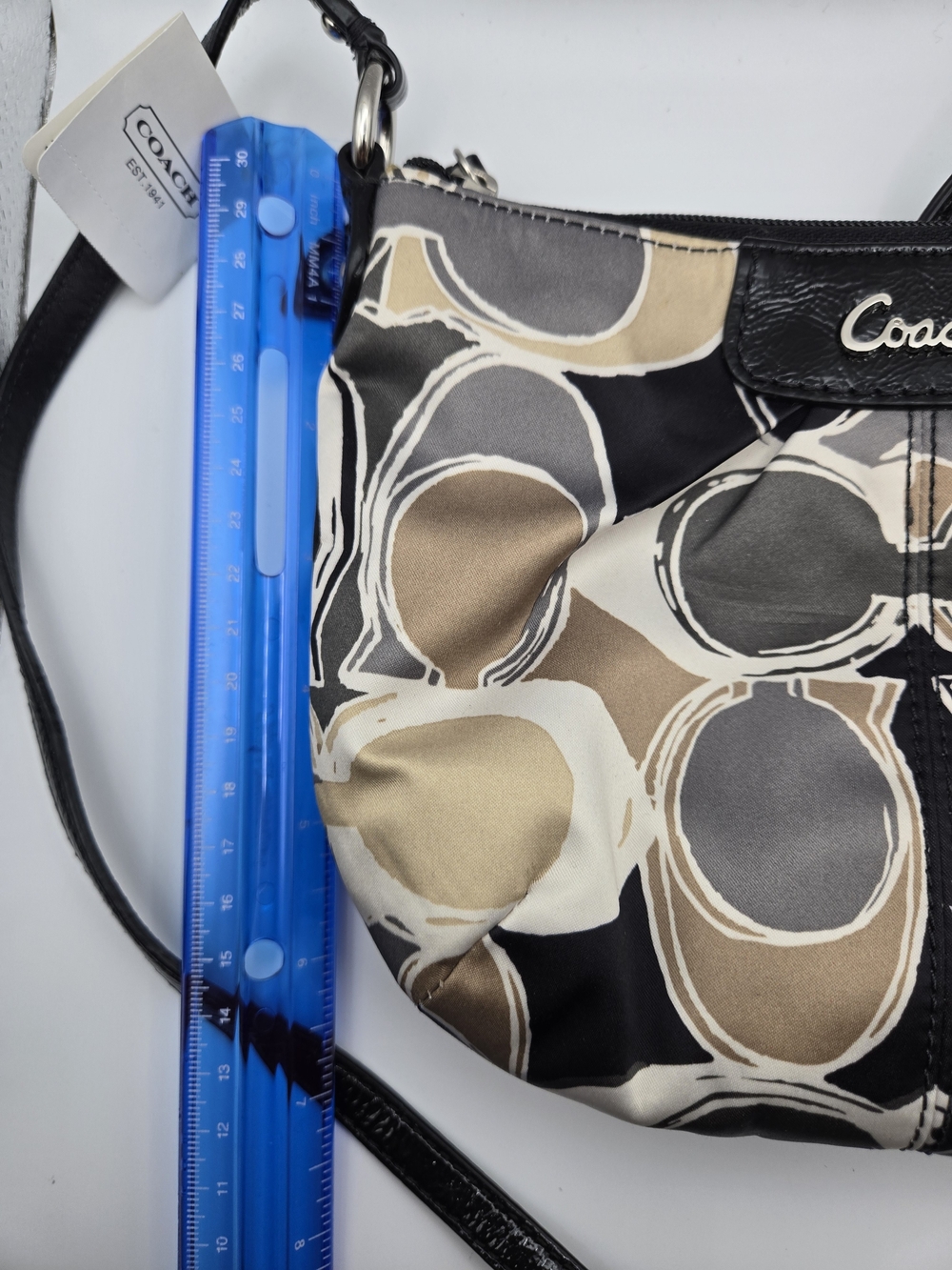 NWT Coach ASH Scarf Multicolor Neutral, Black & Tan Signature Circle C Crossbody - Picture 8 of 13